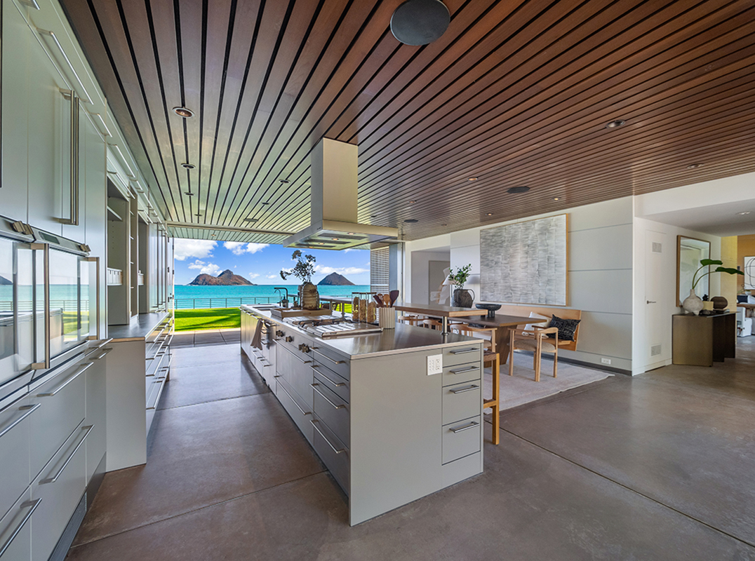1240 Mokulua Drive